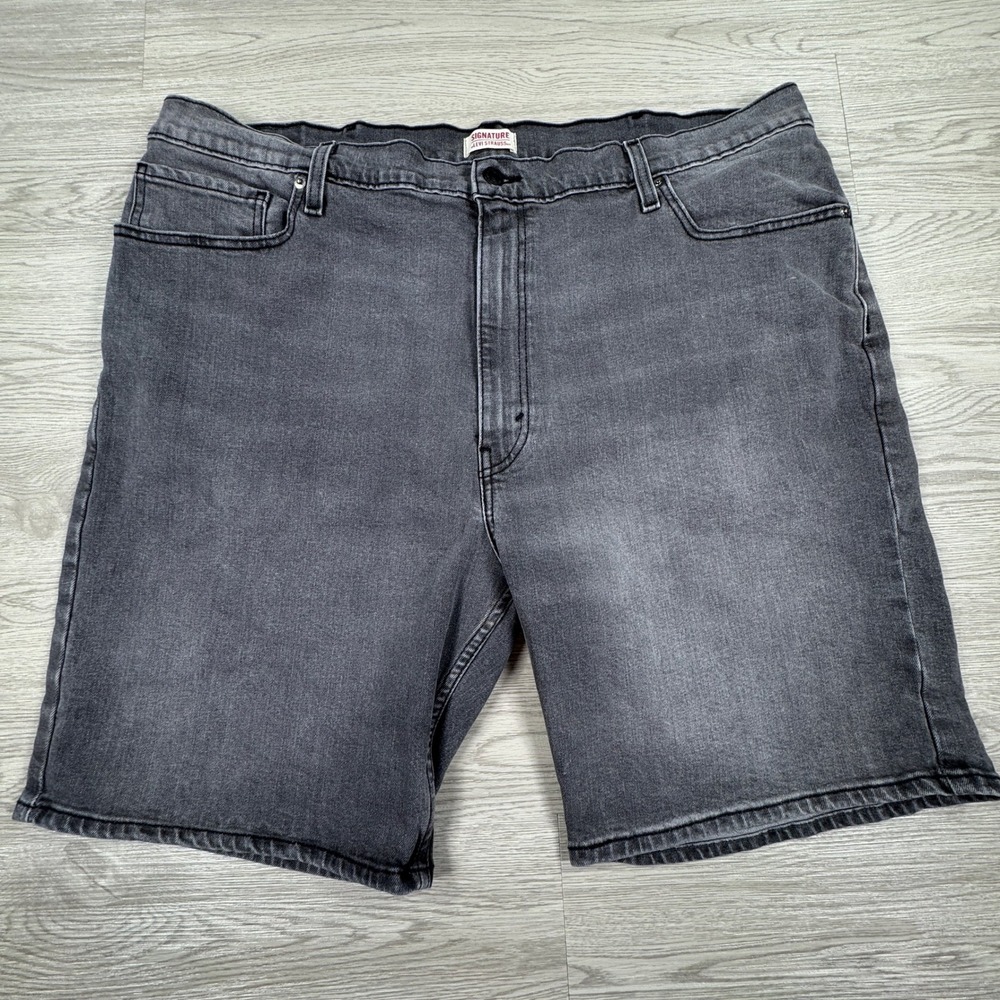 Signature by Levi Strauss Men's Denim Shorts Gray W42 Casual Stretch Jean Shorts
